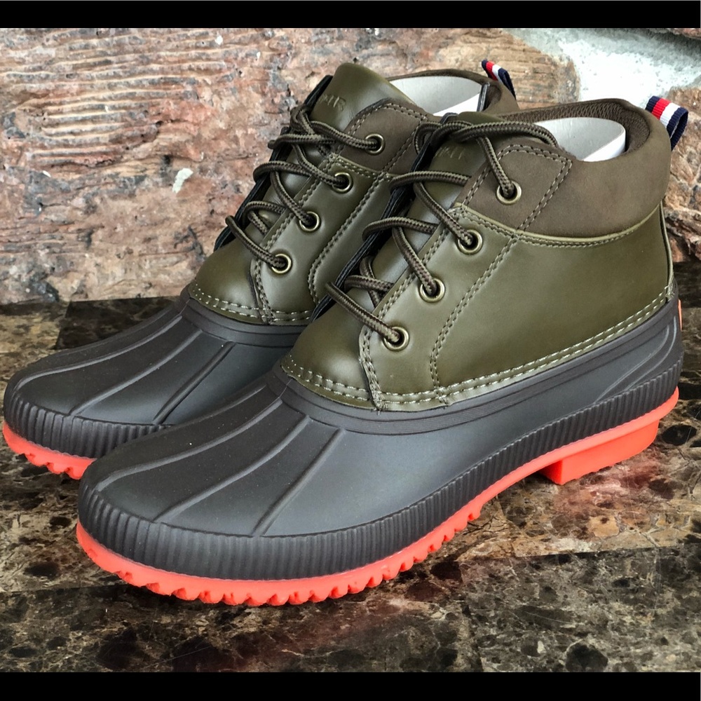 NEW Tommy Hilfiger Celcius duck boots